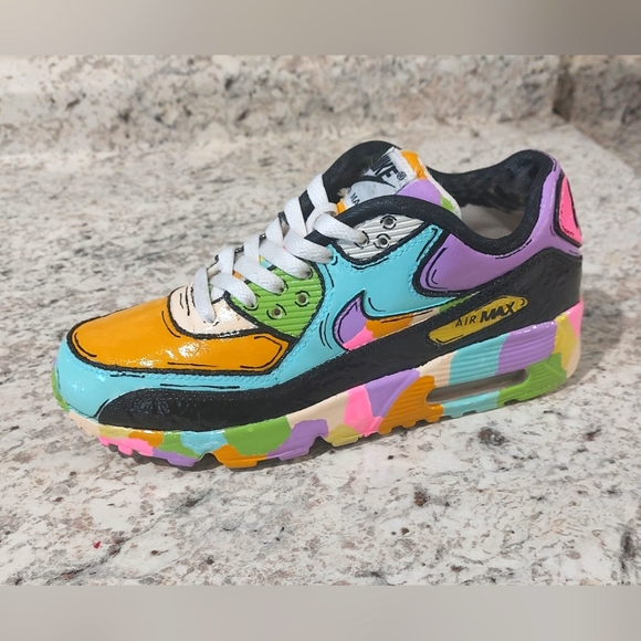 Nike air max size 6Y custom - Picture 1 of 9